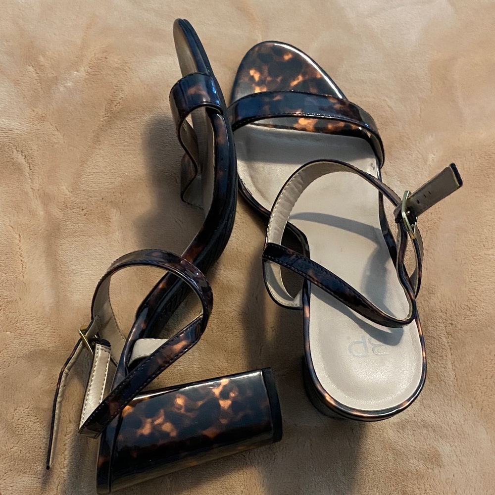 Nordstrom Brass Plum Tortoise Heels Sz 10